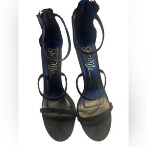 So Me Black Suede Heel, Good Zipper - 8.5